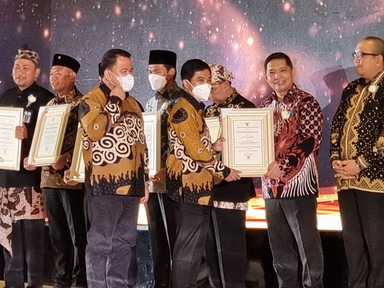 Dibawah Pemerintahan Andrei-Richard, Manado Terima Penghargaan STBM dari Kemenkes RI