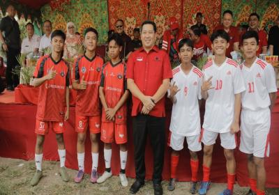 Tournamen Soekarno Cup U-17 Resmi Dibuka, Steven Kandouw: Ini Persembahan PDI Perjuangan