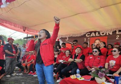 Berkelas, Orasi Politik Moureen Maria Pongantung Guncang Ranomawuri Dapil 6 Minahasa